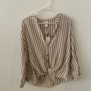 Vici dolls blouse NEVER WORN W TAGS